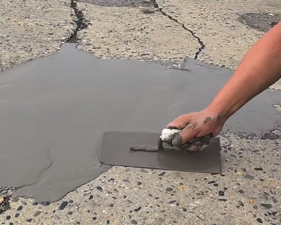 永登CGM 高效薄层道路修补料（CGM 道路抢修料）
